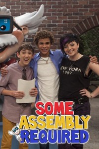 Công ty đồ chơi (Phần 2) - Some Assembly Required (Season 2) (2015)